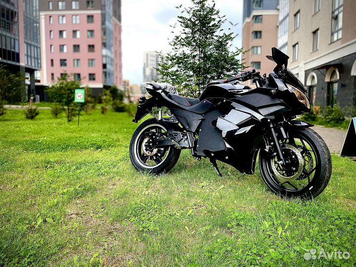 Электромотоцикл копия Yamaha R3