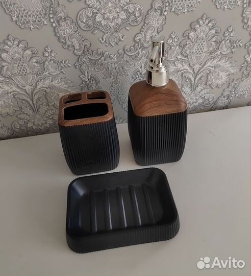 Набор для ванной мыльница, дозатор и стакан
