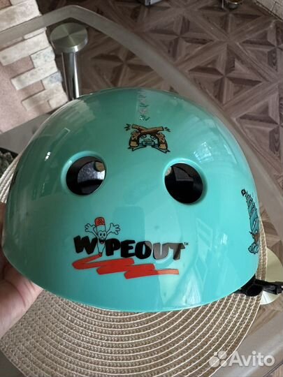 Шлем детский велосипедный защитный Wipeout