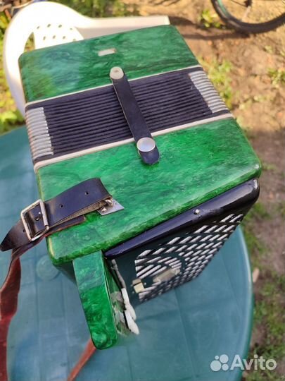 Гармонь Чайка 2