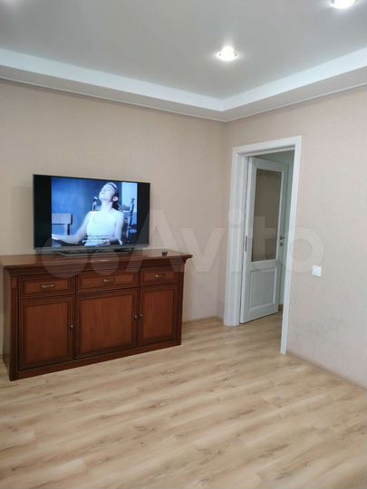2-к. квартира, 80 м², 8/20 эт.
