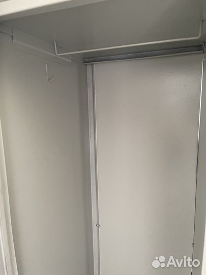 Ящик для одежды металлический