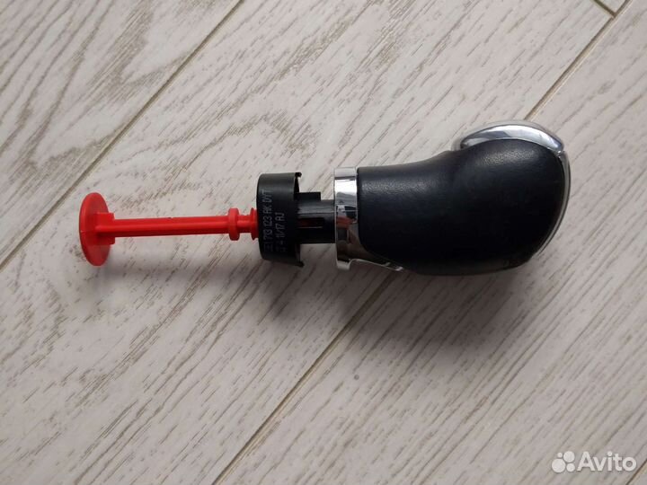 Ручка селектора кпп vag 5E1 713 123 AK DYT