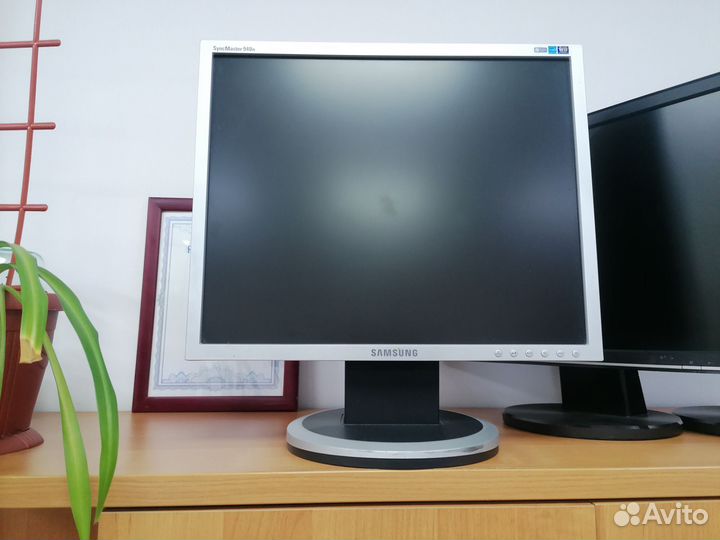 Монитор для компьютера