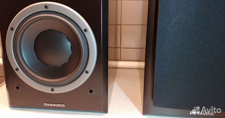 Dynaudio Emit M20