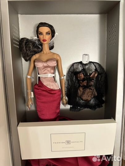 Продам Integrity Fashion royalty Natalie Enamorada