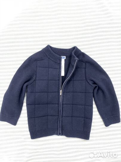 Продаю детские вещи