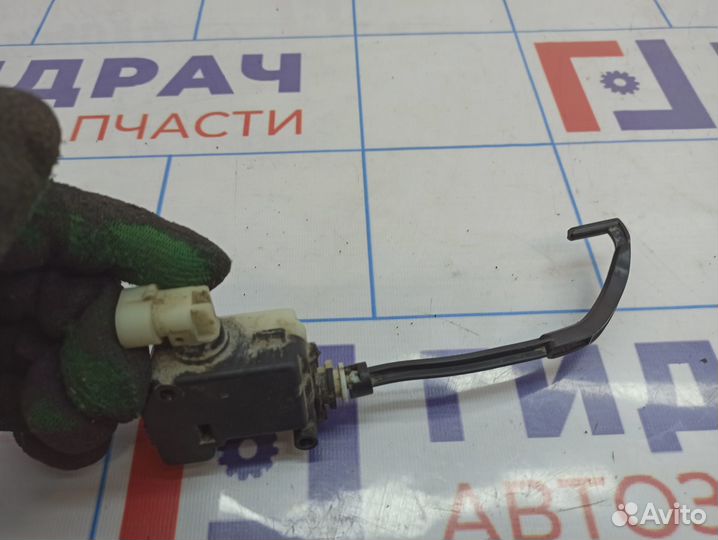 Активатор замка крышки бензобака Chevrolet Cruze