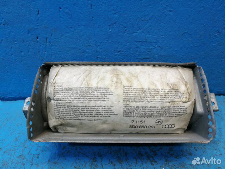 Подушка безопасности в торпедо Ауди А4 Audi B5