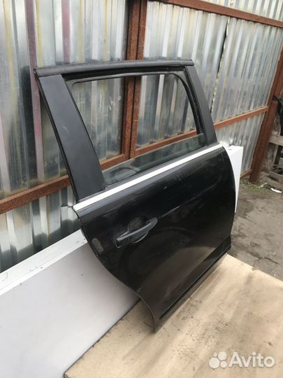 Дверь задняя правая Peugeot 5008