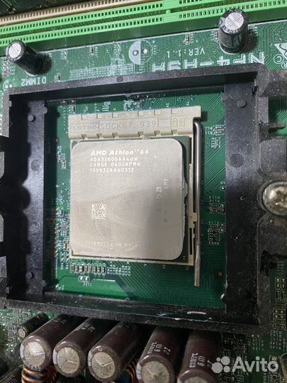 Материнская плата с процессором и памятью