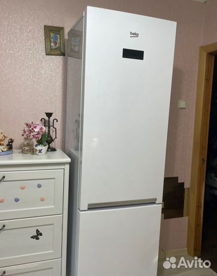 Холодильник beko