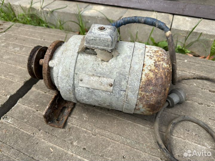 Электродвигатель