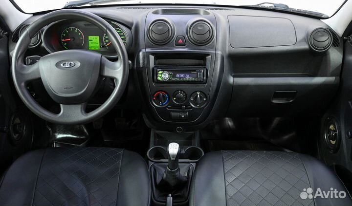 LADA Granta 1.6 МТ, 2017, 93 000 км