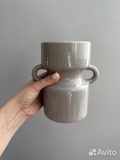 Керамическая ваза