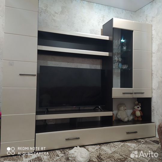 Стенка в гостиную