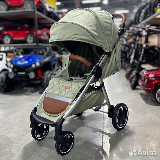Прогулочная коляска новая