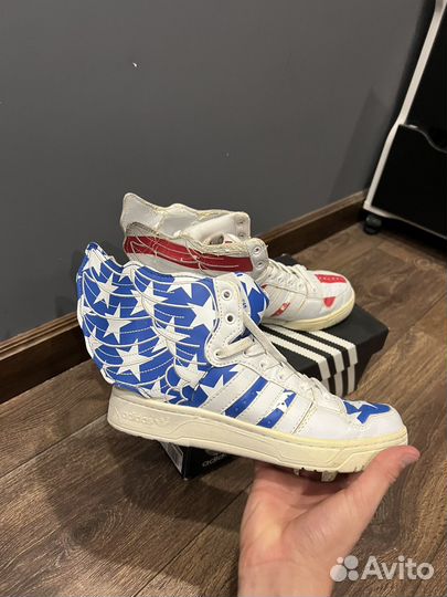 Кроссовки Adidas x Jeremy Scott America