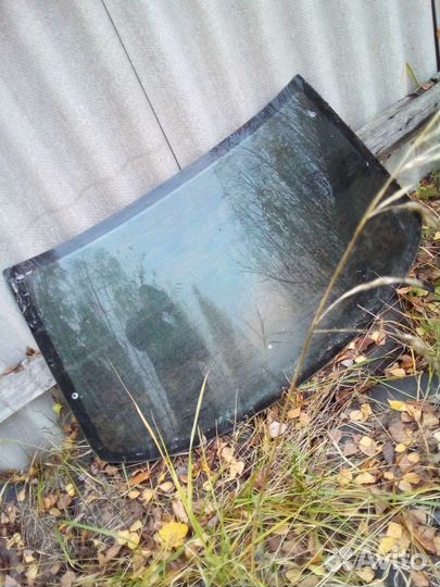 Стекло заднее bmw e36