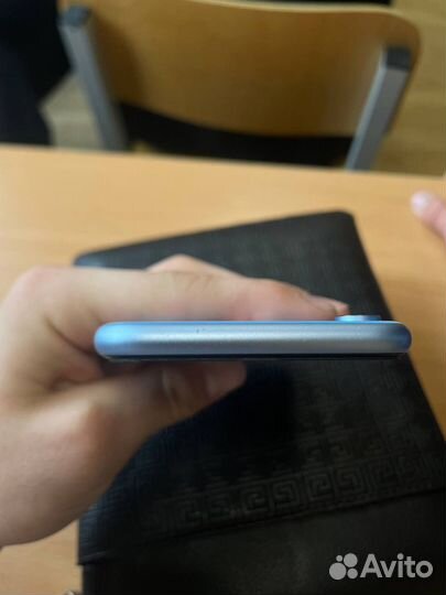 iPhone Xr, 128 ГБ