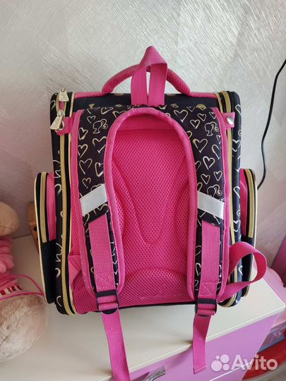 Рюкзак школьный для девочки 1 класс