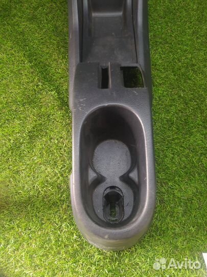 Консоль центральная Peugeot 207 WC EP6 2008