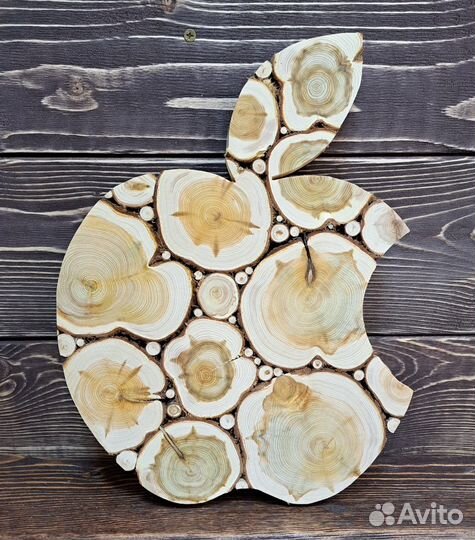 Панно из можжевельника