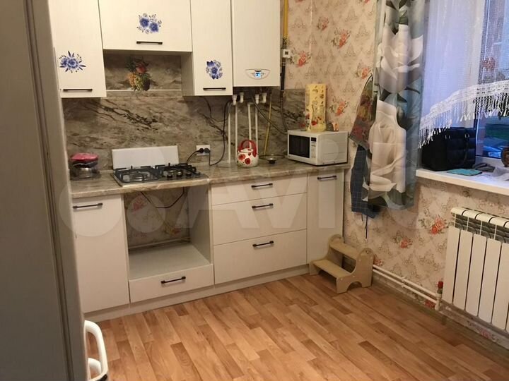 Комната 20 м² в 3-к., 1/3 эт.