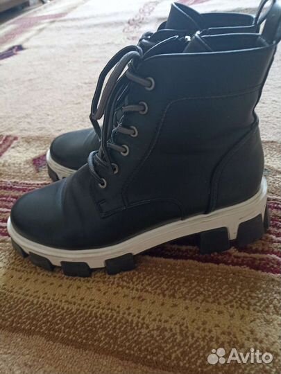 Ботинки женские