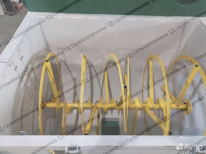 Смеситель шнековый горизонтальный