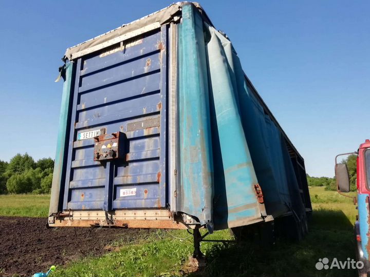 Верхний и боковой механизм для полуприцепа