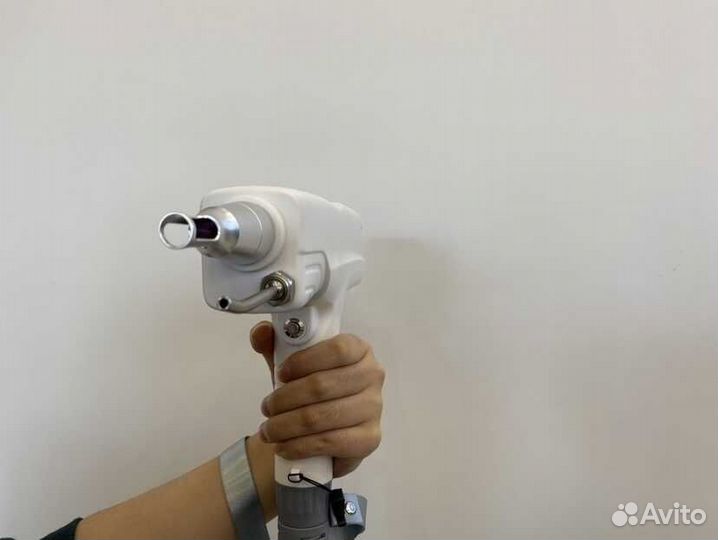 Неодимовый лазер для удаления тату Capella