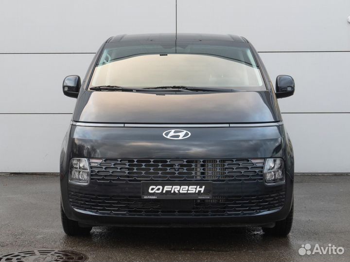 Hyundai Staria 2.2 AT, 2023, 15 900 км