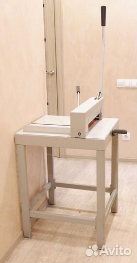 Гельотинный резак для бумаги ideal 3905