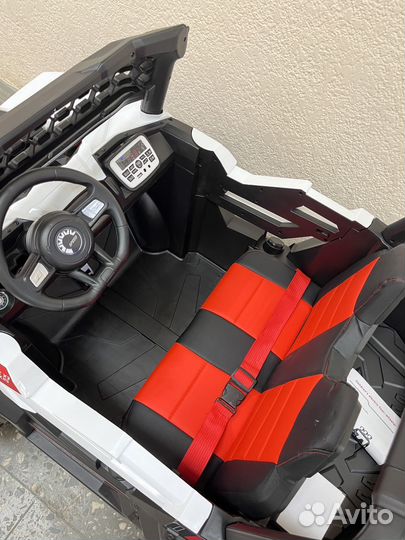 Двухместный электромобиль багги