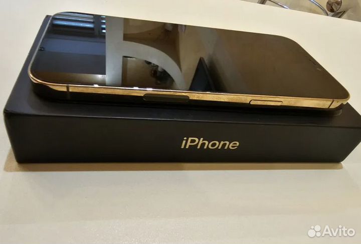 Продам iPhone 12pro Max Gold 512 gb