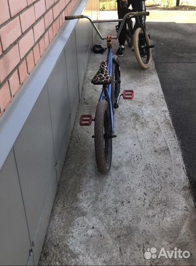 Трюковой велосипед BMX