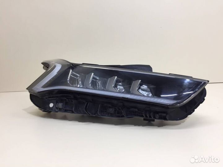 Фара правая Kia K5