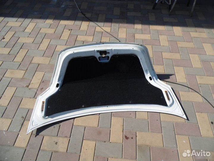 Крышка багажника Geely Mk 2010