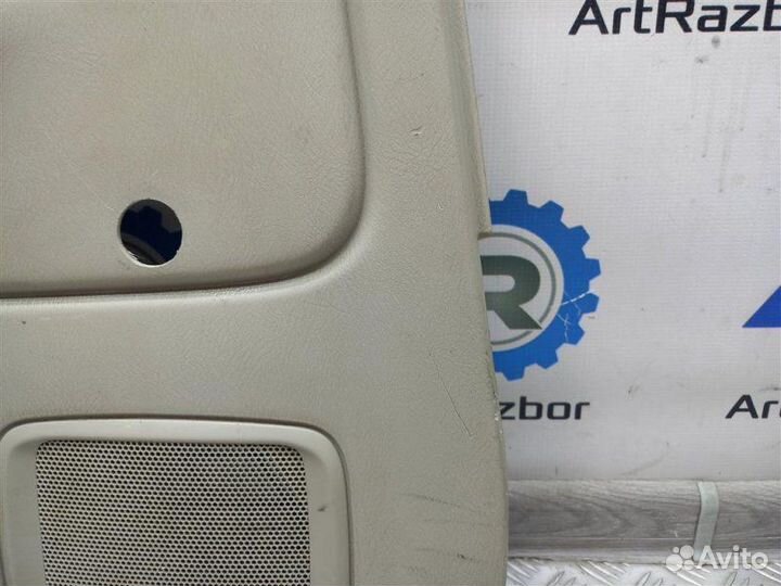 Обшивка двери задней левой Mazda Demio 1 DW3W 1.3