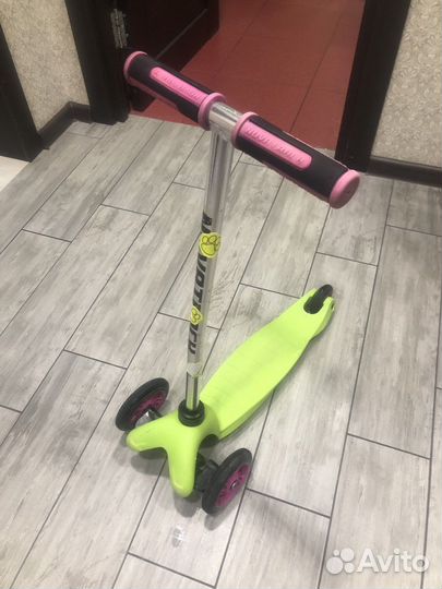 Самокат детский трехколесный