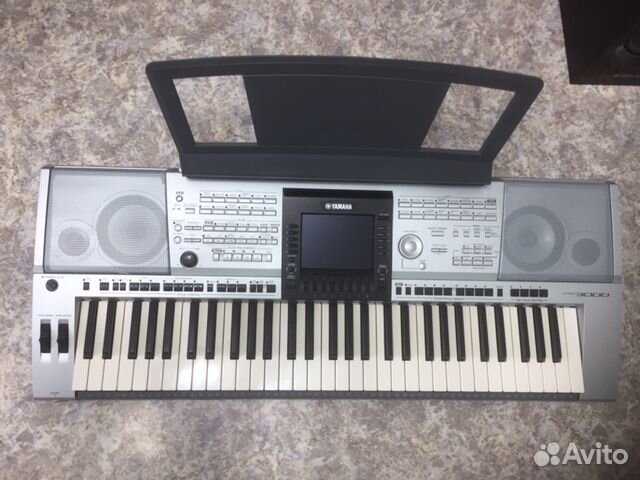 Синтезатор Yamaha PSR 3000