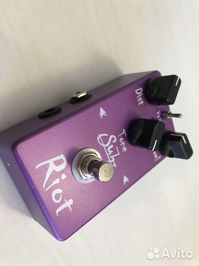 Гитарная педаль перегруза Suhr Riot (копия)