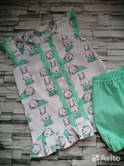 Костюмчики для малышей. Новые