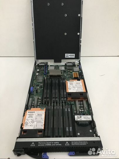 Лезвие для IBM HS22v