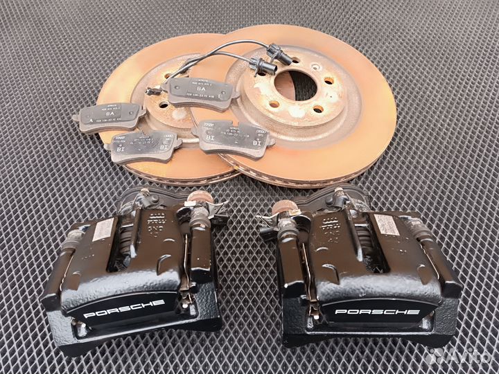 Задние суппорта Audi Porsche 330 mm