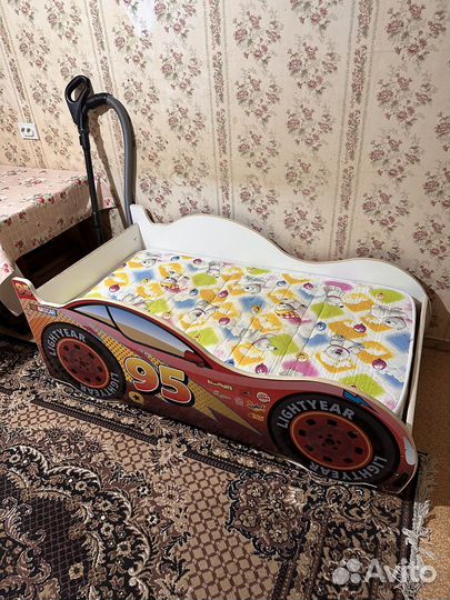 Кровать детская спортивная машина