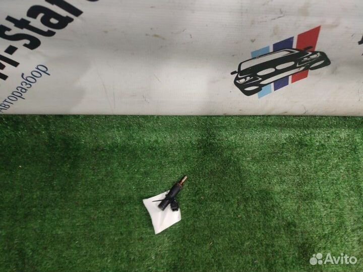 Форсунка топливная Bmw 523 F10 N52B25AF 2010