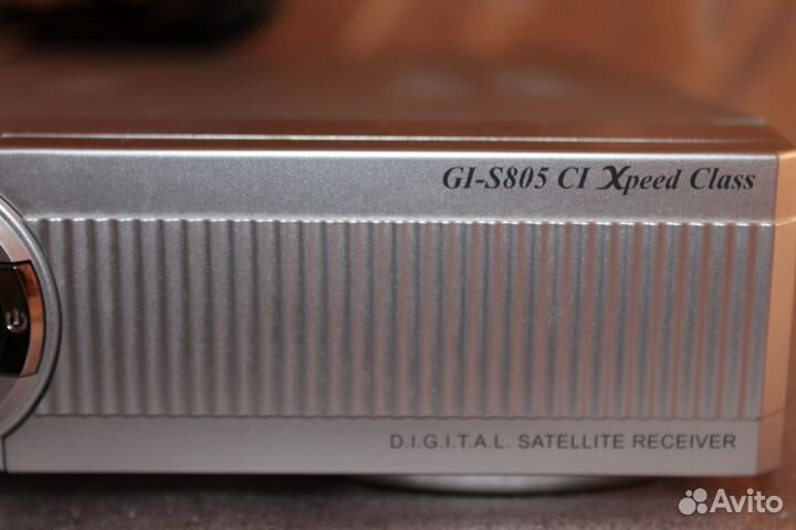 Ресивер спутниковый Golden Interstar GI-S805