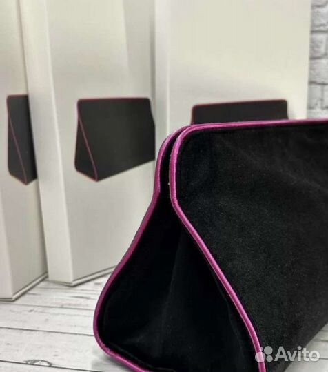 Дорожная сумка Dyson